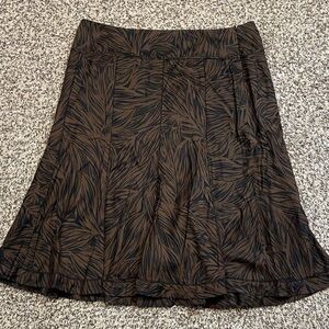 VNTG Ann Taylor Brown and Black Leaf Pattern A-Line Skirt